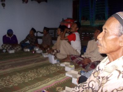 Musyawarah RT di Desa Kuwarasan